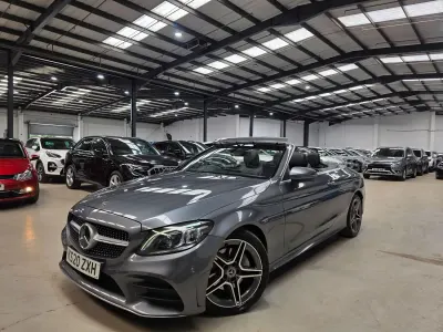 Używany Mercedes C220 AMG line 194 KM (142 kW) 2020 Szary Kabriolet
