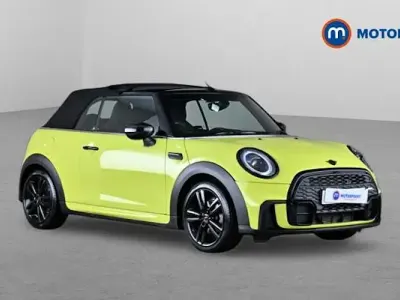 Używany Mini Cooper Cabriolet Sport 136 KM (100 kW) 2022 Żółty Kabriolet