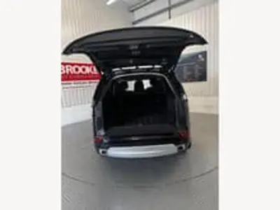 Used Land Rover Discovery 5 Landmark 2019 Silver SUV
