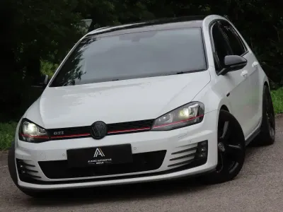 Used VW Golf VII GTI 2017 White Hatchback