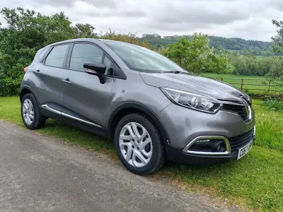 Used Renault Captur Dynamique 90 HP (66 kW) 2017 Grey SUV