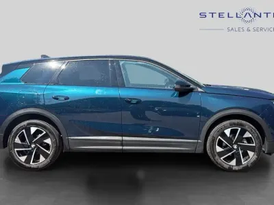 Used Vauxhall Grandland X Ultimate 143 HP (105 kW) 2025 Blue SUV