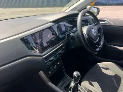 Used VW Polo SE 95 HP (69 kW) 2018 White Hatchback