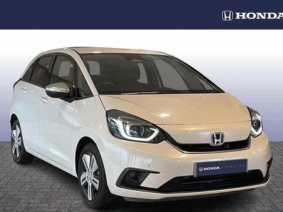 Used Honda Jazz Hybrid 109 HP (80 kW) 2021 White Hatchback