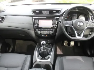 Used Nissan X-Trail Tekna 163 HP (119 kW) 2018 Gun metal grey metallic SUV