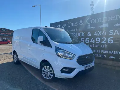Used Ford Transit Custom Limited 130 HP (95 kW) 2021 White Van