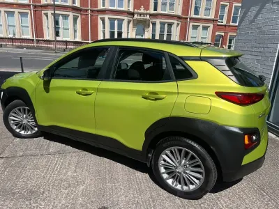 Used Hyundai Kona SE 120 HP (88 kW) 2019 Acid yellow SUV