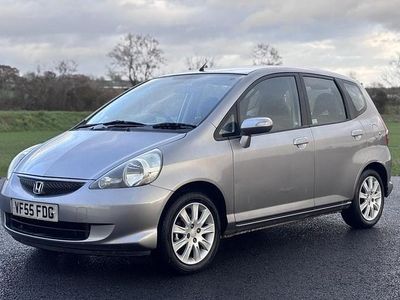 Silver Used 2005 Honda Jazz SE Hatchback | £2,990 (Expensive)