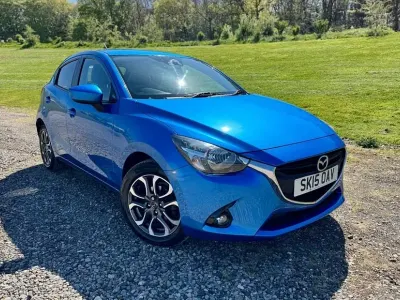 Begagnad Mazda 2 Edition 90 HK (66 kW) 2015