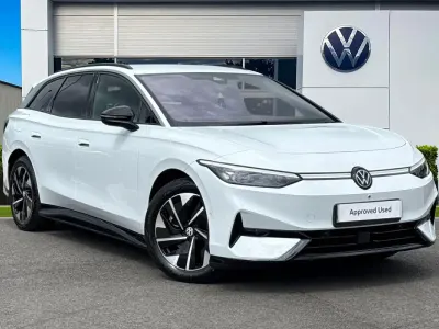 Used VW ID.7 Pro 210 kW (286 HP) 2025 White Estate