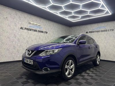 Blue Used 2016 Nissan Qashqai N-Connecta SUV | £10,499 (Fair price)