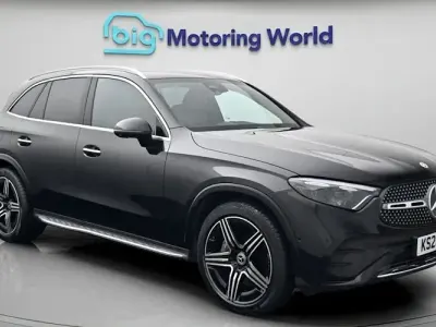 Käytetty Mercedes GLC300 AMG Line Premium 258 HP (189 kW) 2023 Musta Farmari