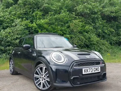 Used Mini Cooper S Exclusive 178 HP (130 kW) 2024 Blue Hatchback