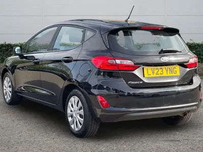 Second-hand Ford Fiesta Trend 75 CP (55 kW) 2022 Negru Hatchback