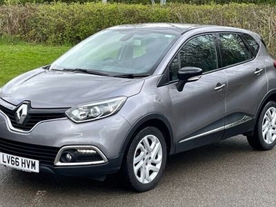 used Renault Captur 0.9 DYNAMIQUE NAV TCE 5d 90 BHP