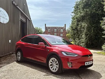 Used Tesla Model X 244 kW (333 HP) 2018 Red SUV
