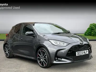 Second-hand Toyota Yaris Hybrid Sport 116 CP (85 kW) 2023 Gri