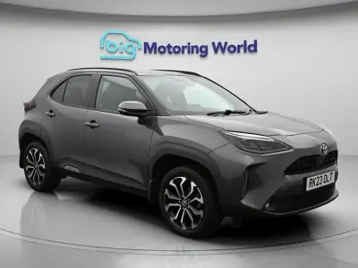 Used Toyota Yaris Cross Design 116 HP (85 kW) 2023 Grey SUV