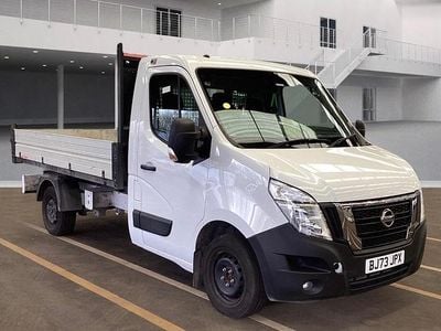 Used Nissan Interstar Tekna 145 HP (106 kW) 2023 White Van