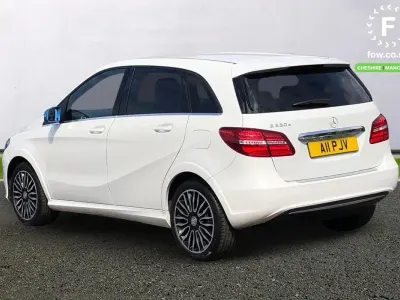 Usado Mercedes B250e Electric Art 131 kW (179 HP) 2016 Branco Monovolume