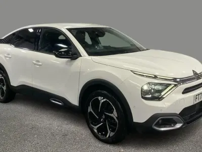 Używany Citroën C4 PureTech 131 KM (96 kW) 2023 Biały SUV