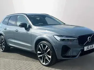 Usado Volvo XC60 Ultimate 449 HP (330 kW) 2023 Cinzento SUV