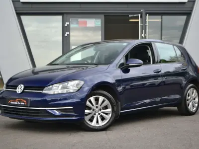 Used VW Golf VII SE 115 HP (84 kW) 2017 Blue Hatchback