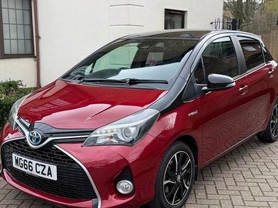 Used Toyota Yaris Hybrid Design 2016