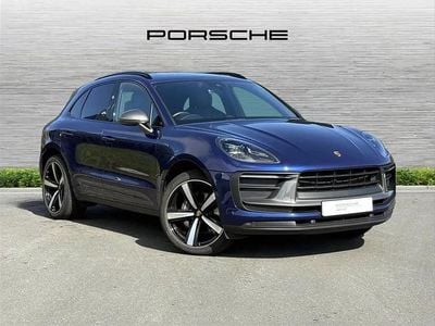Used Porsche Macan 261 HP (191 kW) 2024 Blue SUV