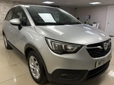Second-hand Vauxhall Crossland X 2019 Argintiu SUV