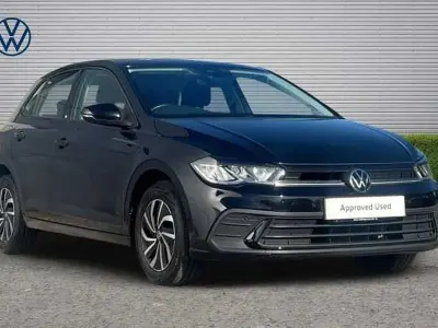 Used VW Polo Life 80 HP (58 kW) 2023 Black Hatchback