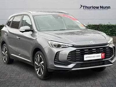 Usado MG ZS Trophy 196 HP (144 kW) 2024 Cinzento SUV