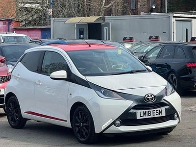 Used Toyota Aygo x-press 68 HP (50 kW) 2018 White Hatchback