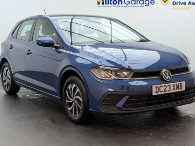 Used VW Polo Life 95 HP (69 kW) 2023 Blue Hatchback