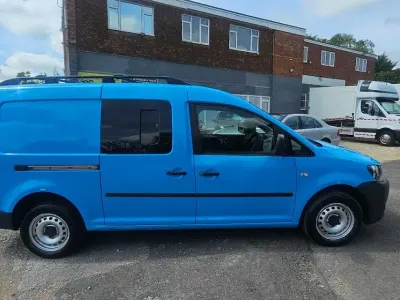 Used VW Caddy Startline 102 HP (75 kW) 2015 Blue MPV