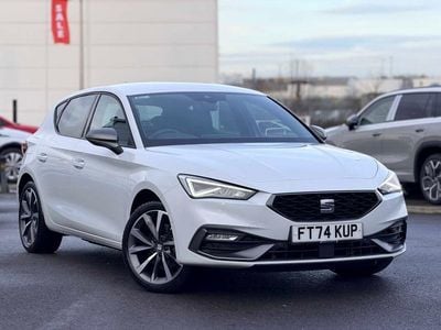 Used Seat Leon FR Sport 201 HP (147 kW) 2025 White Hatchback