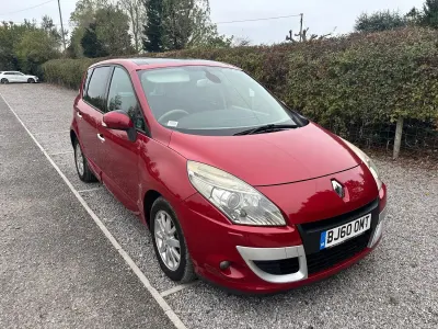 Used Renault Scénic III Privilege 128 HP (94 kW) 2010 Red MPV