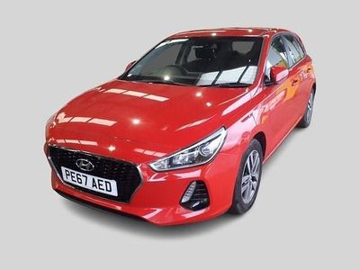Used Hyundai i30 SE 120 HP (88 kW) 2017 Red Hatchback