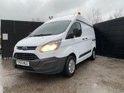 White Used 2015 Ford Transit Custom MPV | £6,995