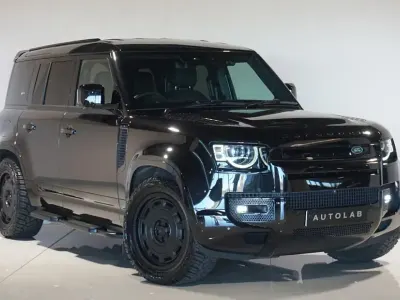 Used Land Rover Defender Dynamic 2024 Black SUV