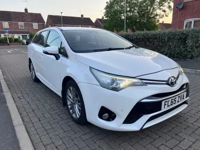 Used Toyota Avensis