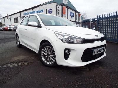 Used Kia Rio 83 HP (61 kW) 2017 White Hatchback