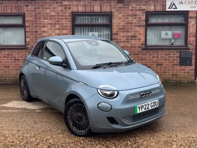 Używany Fiat 500e Icon 86 kW (118 KM) 2022 Niebieski Hatchback