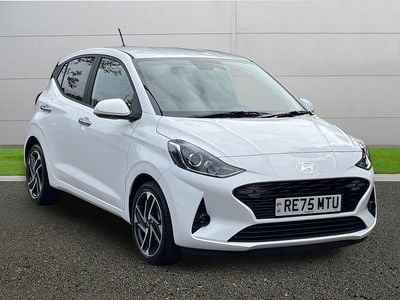 White New 2025 Hyundai i10 Premium Hatchback | £16,998 (Good price)