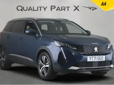 Second-hand Peugeot 5008 Allure Premium 130 CP (95 kW) 2021 Albastru SUV