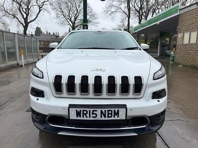 Used Jeep Cherokee Limited 170 HP (125 kW) 2015 White SUV