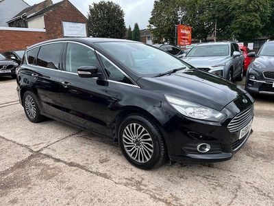 Used Ford S-MAX Titanium 150 HP (110 kW) 2018 Black MPV