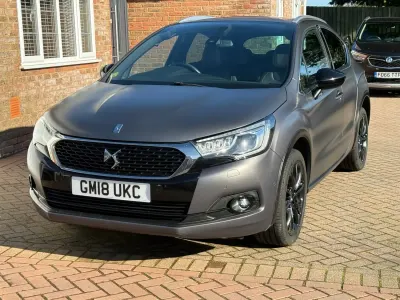 Usado DS Automobiles DS4 120 HP (88 kW) 2018 Cinzento Citadino