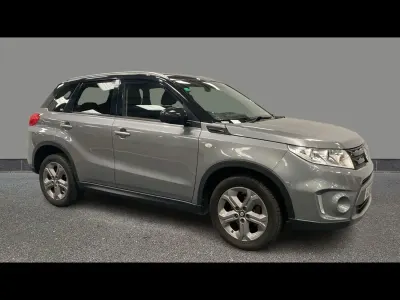 Käytetty Suzuki Vitara SZ-T 120 HP (88 kW) 2018 Harmaa Katumaasturi