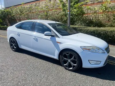 Used Ford Mondeo Titanium 140 HP (102 kW) 2008 White Hatchback